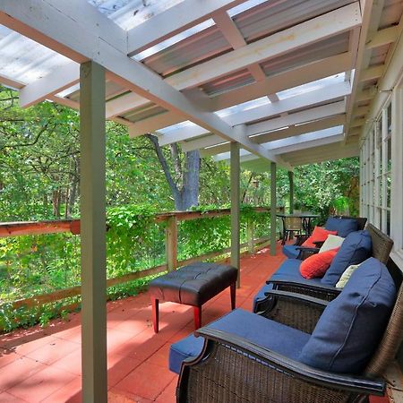 Villa Creekside Cabins - The Getaway à Wimberley Extérieur photo