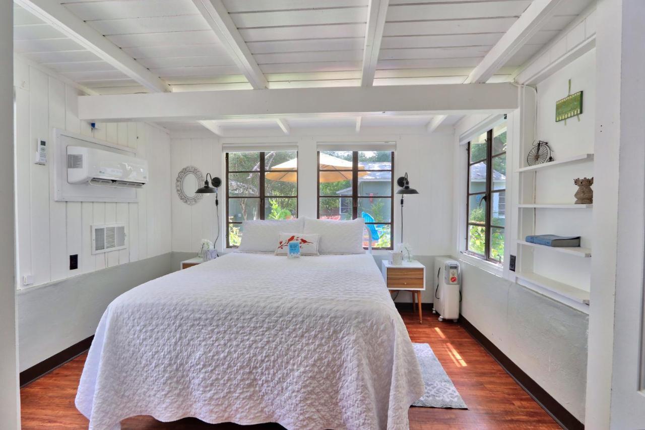 Villa Creekside Cabins - The Getaway à Wimberley Extérieur photo