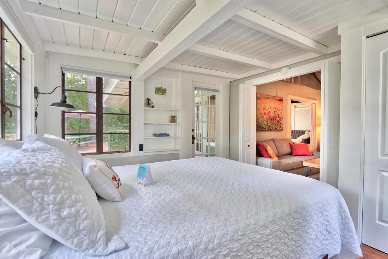Villa Creekside Cabins - The Getaway à Wimberley Extérieur photo