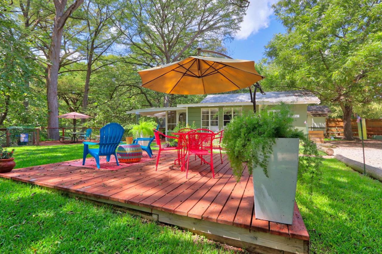 Villa Creekside Cabins - The Getaway à Wimberley Extérieur photo